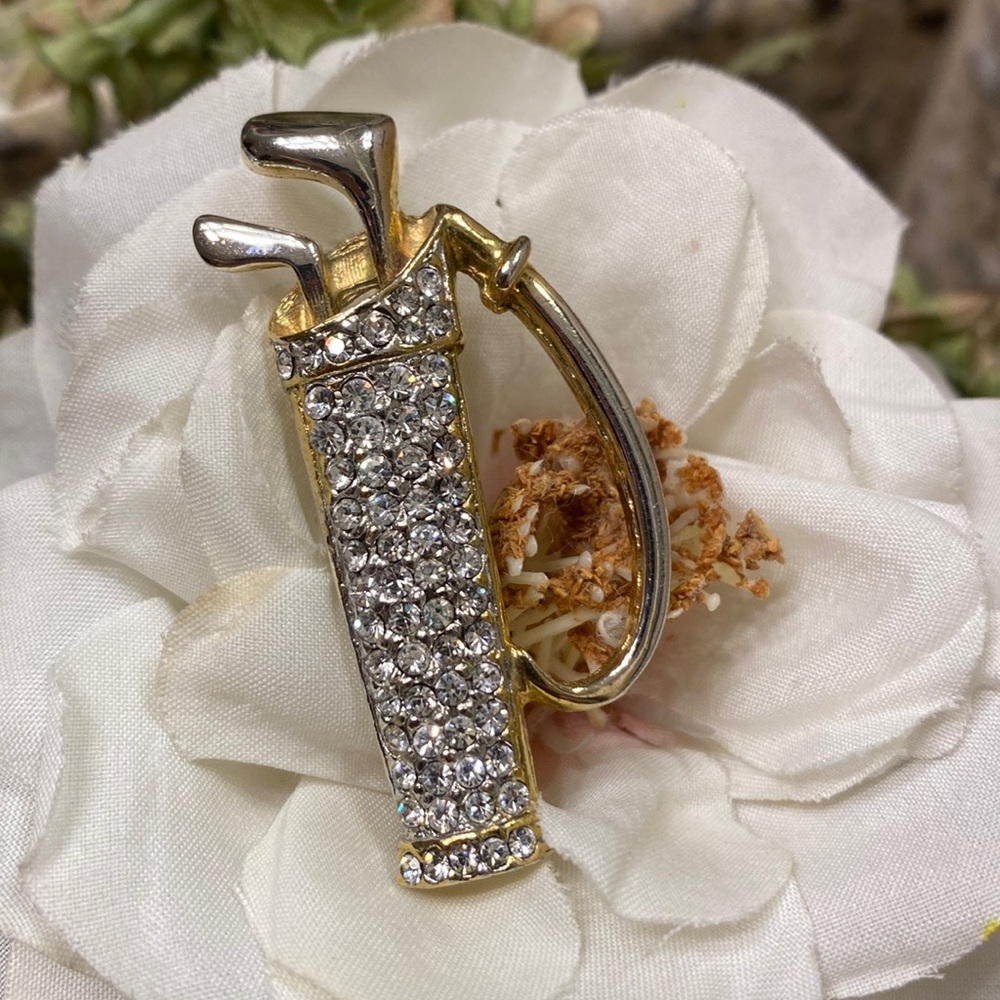 Vintage golf club brooch with sparkling rhinestones & gold metal 2 “ x  5/8”